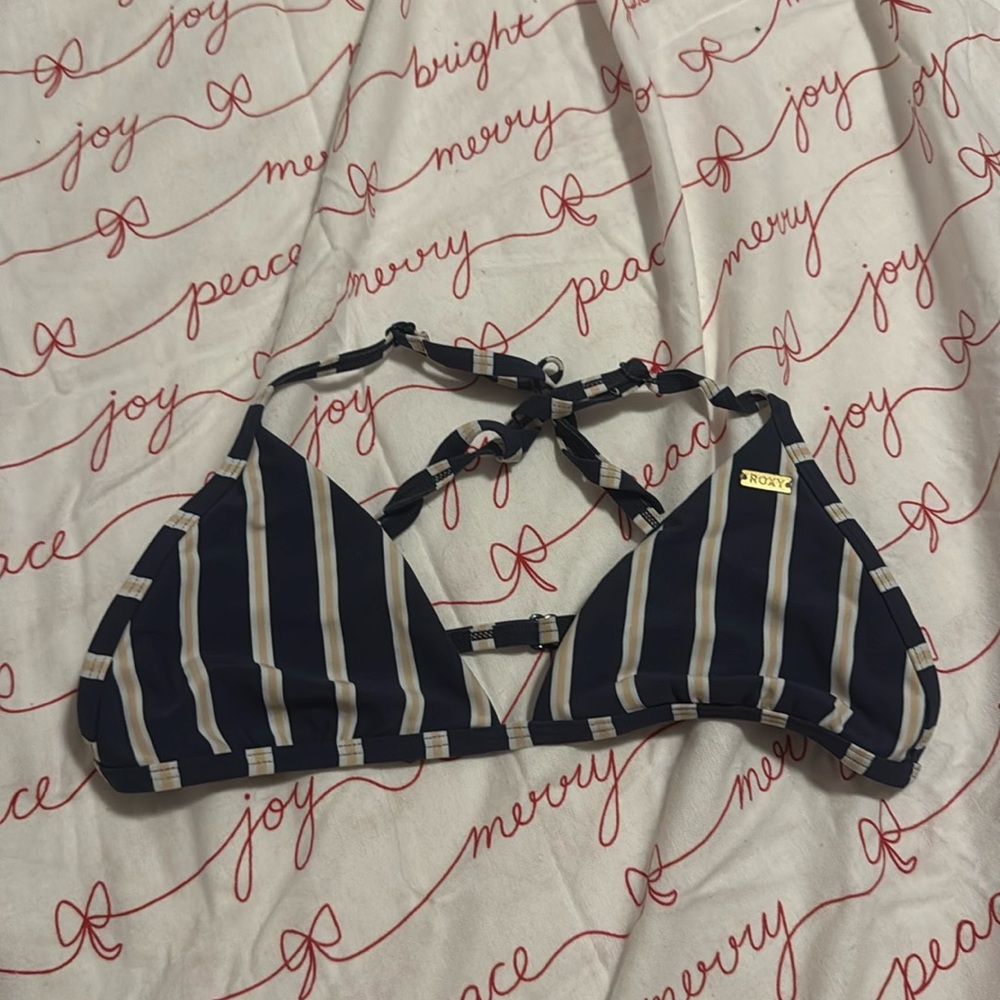 Size xs Roxy bikini top